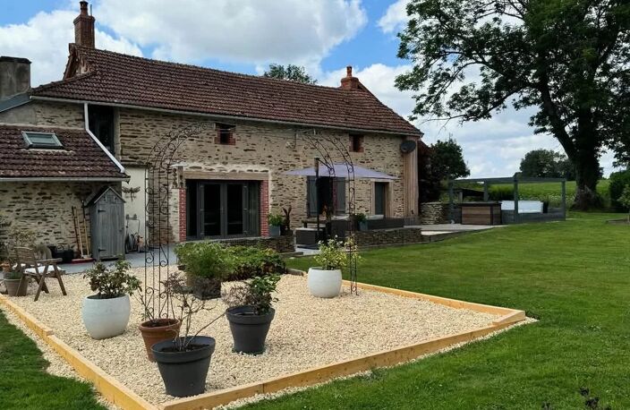 Ferme rénovée avec charme sur grand terrain (Creuse). — photo 3