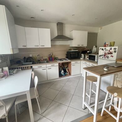 Appartement 4 pièces 187000 €