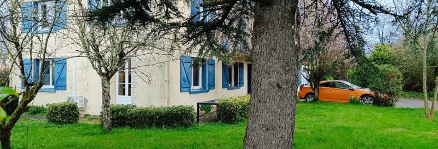 Maison 9 Pièces 263 m² à vendre à Bourneau (85200)