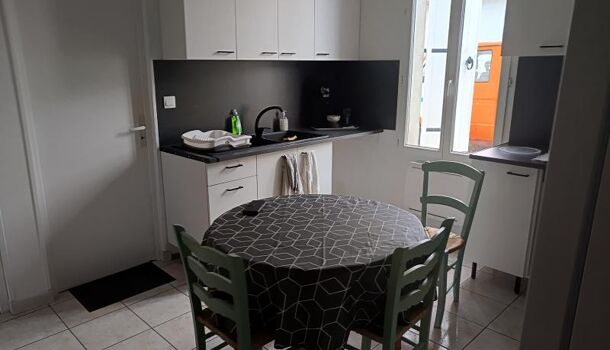 Villa / Maison 5 pièces  à vendre Saint-Seurin-sur-l'Isle 33660