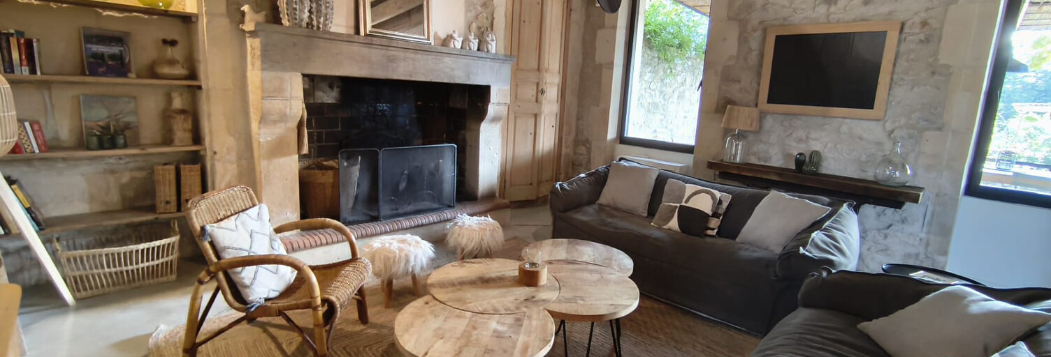 Maison 11 Pièces 360 m² à vendre à Arles (13200)