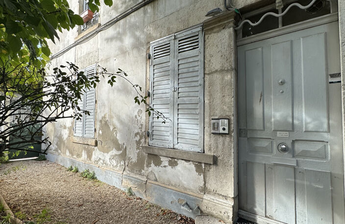 VIAGER OCCUPE SANS RENTE - BEL ANCIEN BORD DE RHÔNE - 103m2 — photo 3