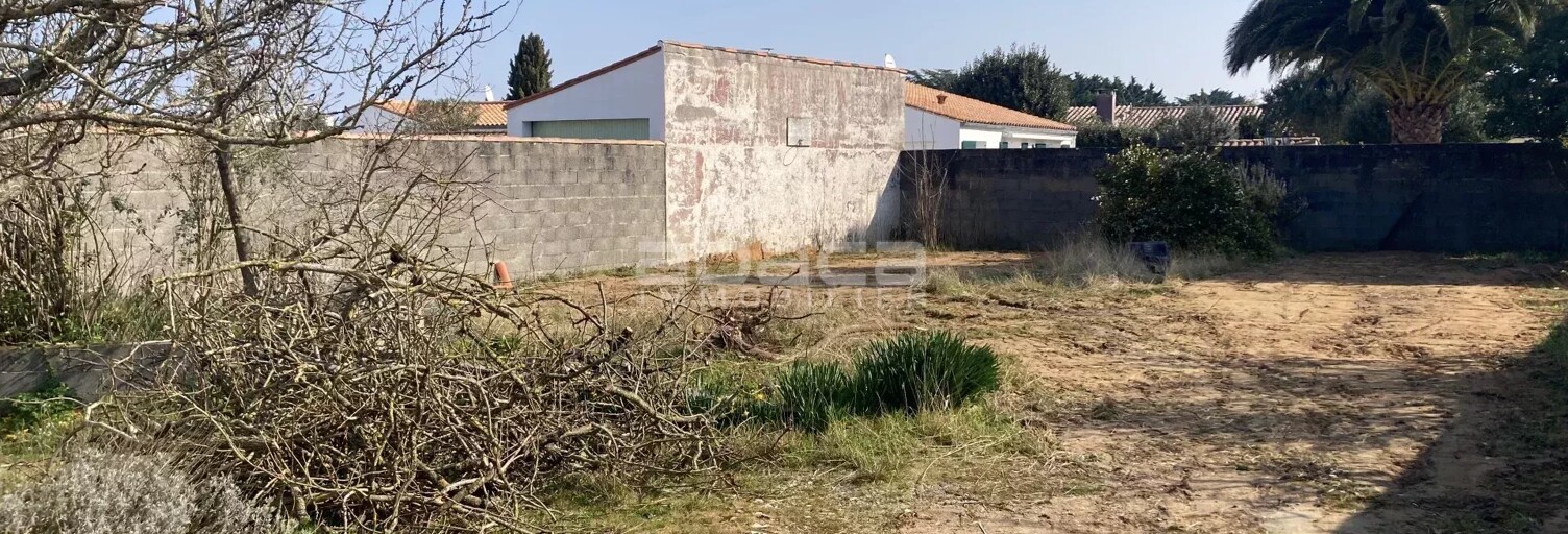 Terrain  455 m² à vendre à Le Bois-Plage-en-Ré (17580)