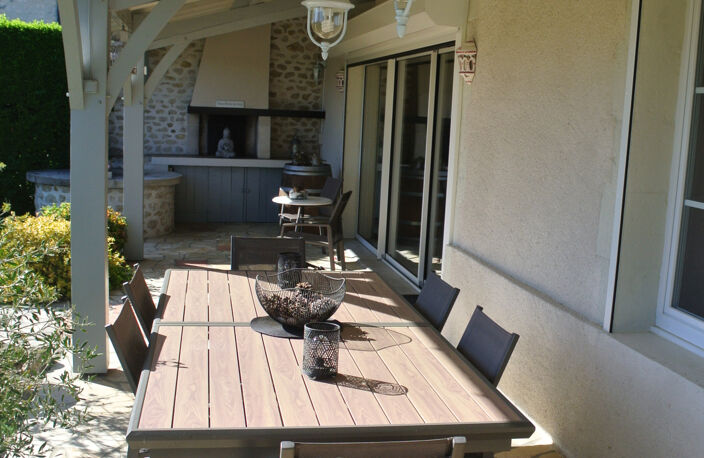 Propriété avec 2 habitations et 6 chambres et un bureu au to — photo 4