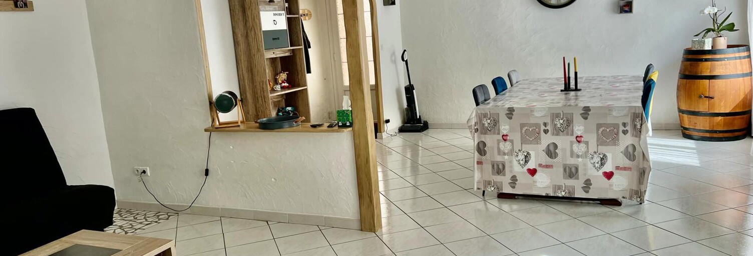 Maison 6 Pièces 150 m² à vendre à Saint-Germain-Lespinasse (42640)