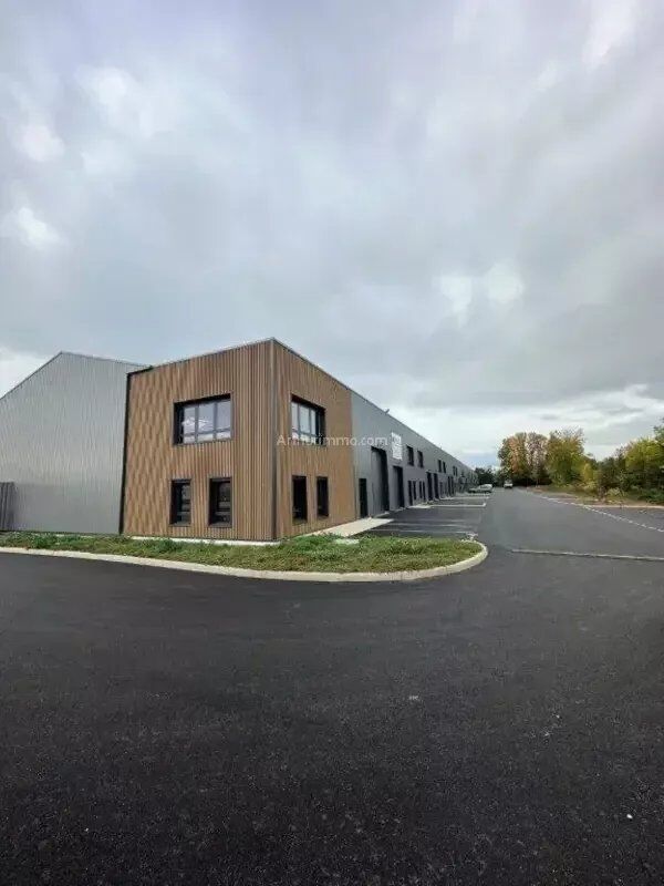 Bourgoin-Jallieu Local commercial 