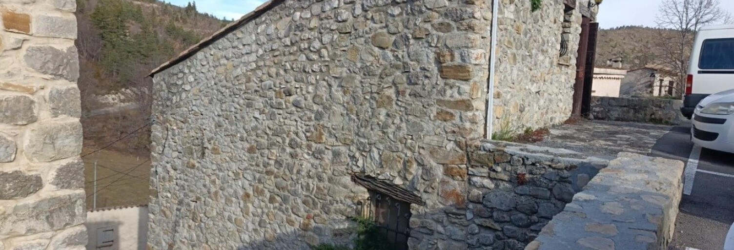 Maison 3 Pièces 60 m² à vendre à Ubraye (04240)