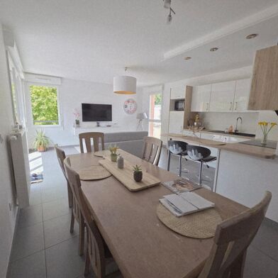 Appartement 4 pièces 363000 €