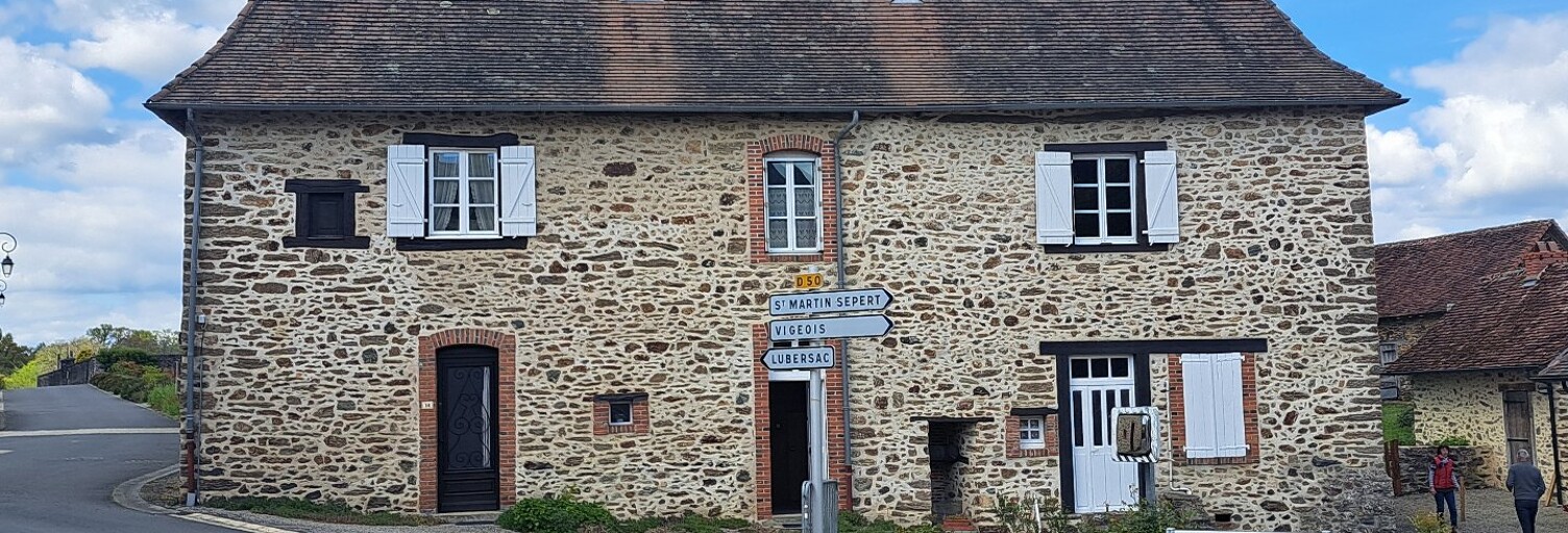 Maison 5 Pièces 200 m² à vendre à Les Trois-Saints (19140)