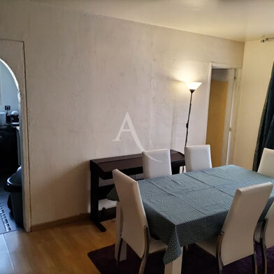 Appartement 5 pièces 241500 €