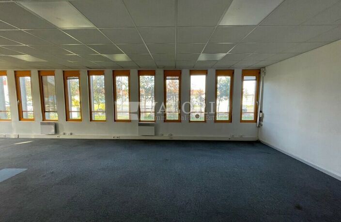 BUREAUX à LOUER — photo 5