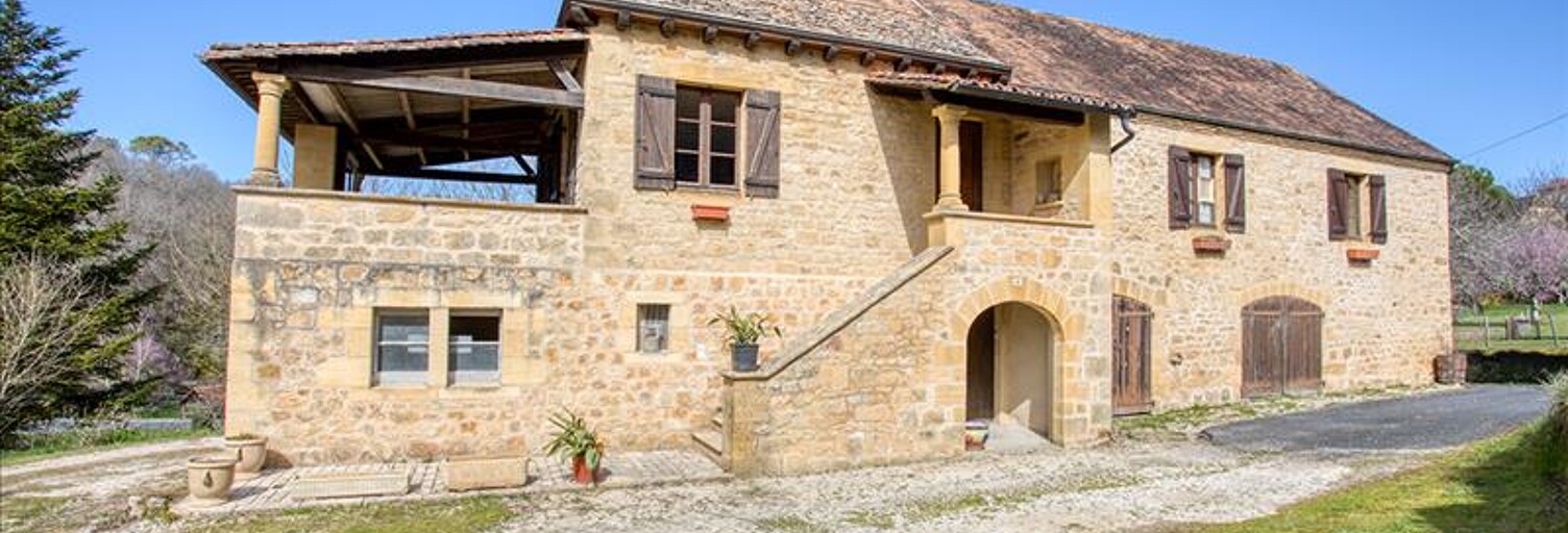 Maison 5 Pièces 102 m² à vendre à Carlux (24370)