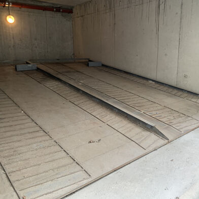 Garage  42000 €