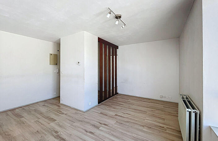 Appartement Dijon 2 pièce(s) 45.98 m2 — photo 2