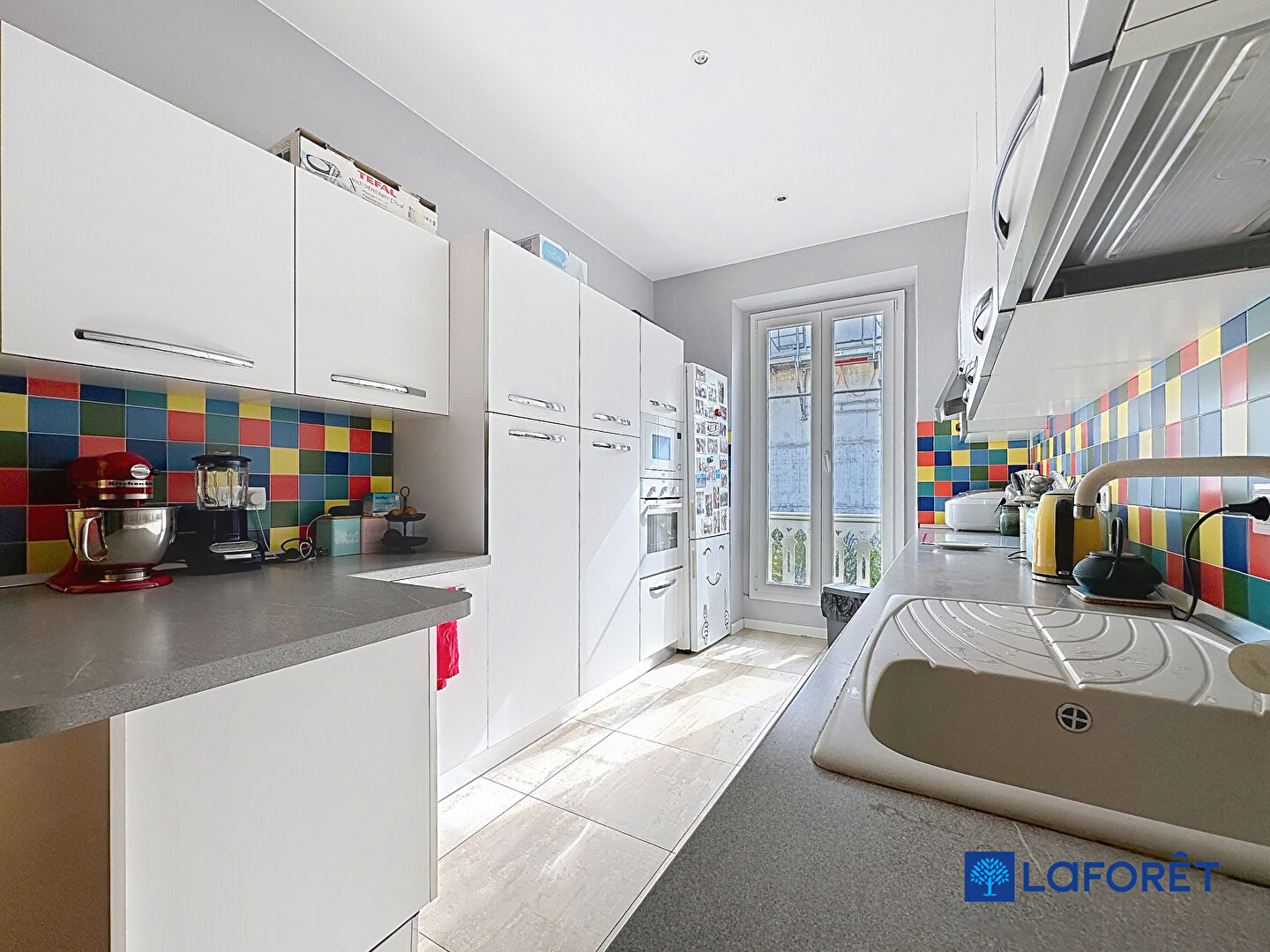 Photo Rare et Prestigieux. Appartement de 143 m² dans un Immeuble B... image 3/4