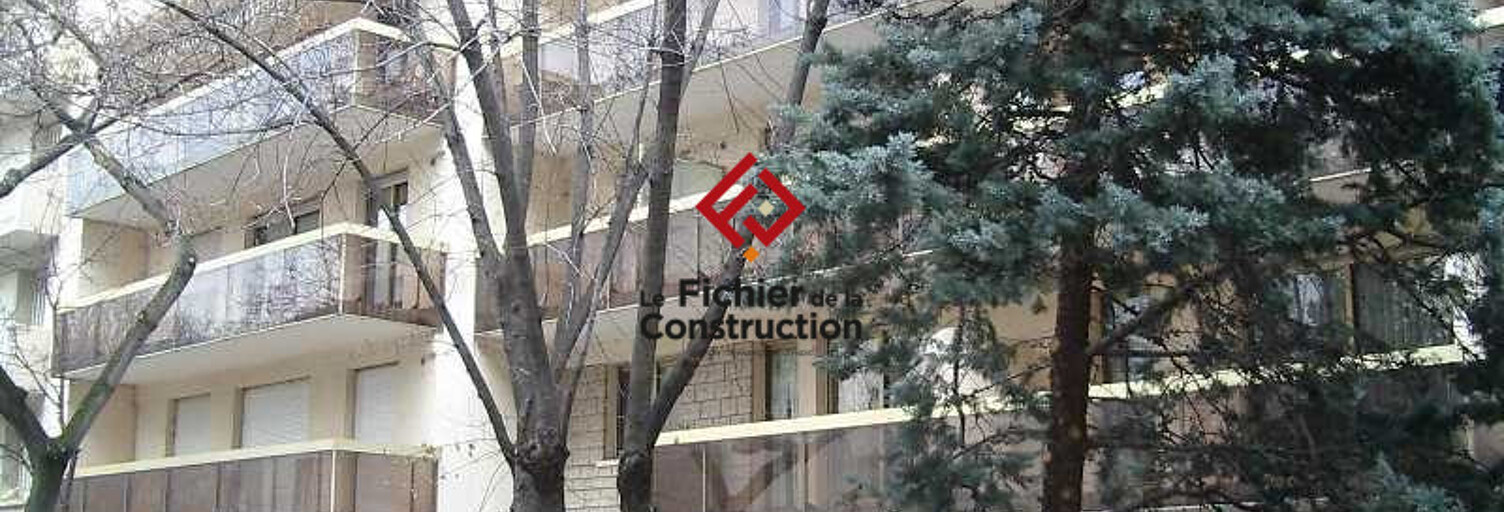 Garage  12 m² à louer à Grenoble (38000)