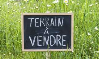 Terrain  1581 m² à vendre à Maringues (63350)