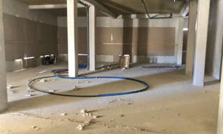 Commerce 1 Pièce 284 m² à vendre à Cuges-les-Pins (13780)