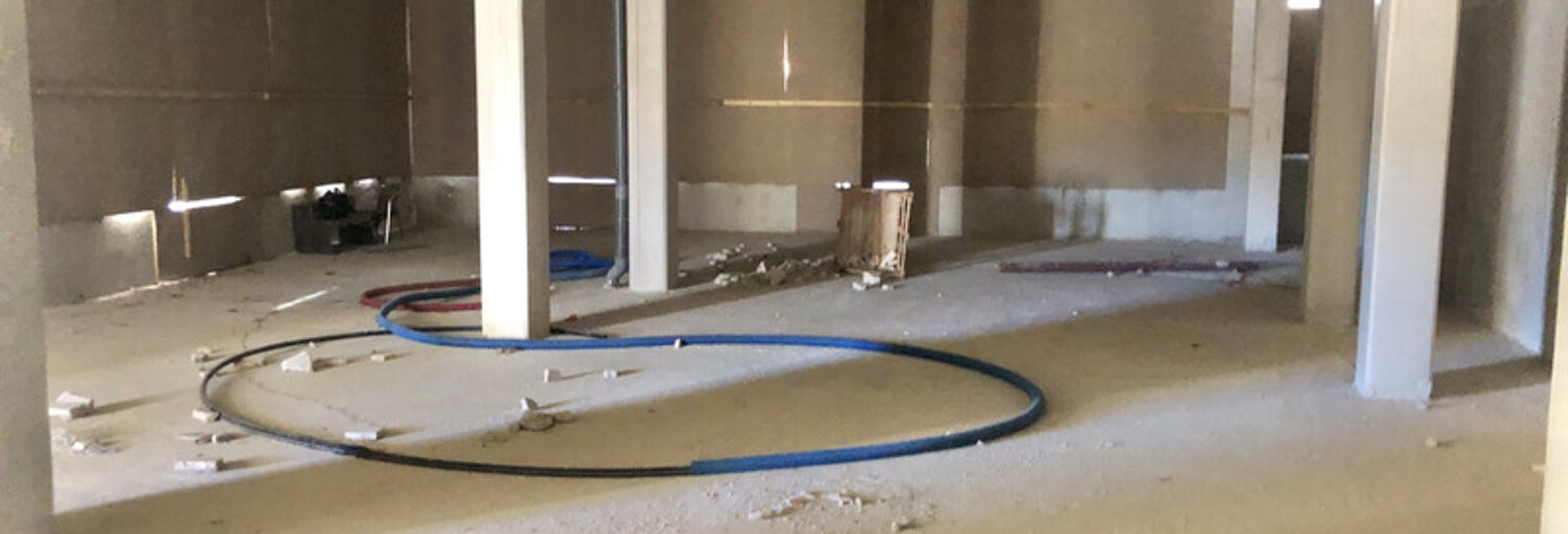 Commerce 1 Pièce 284 m² à vendre à Cuges-les-Pins (13780)