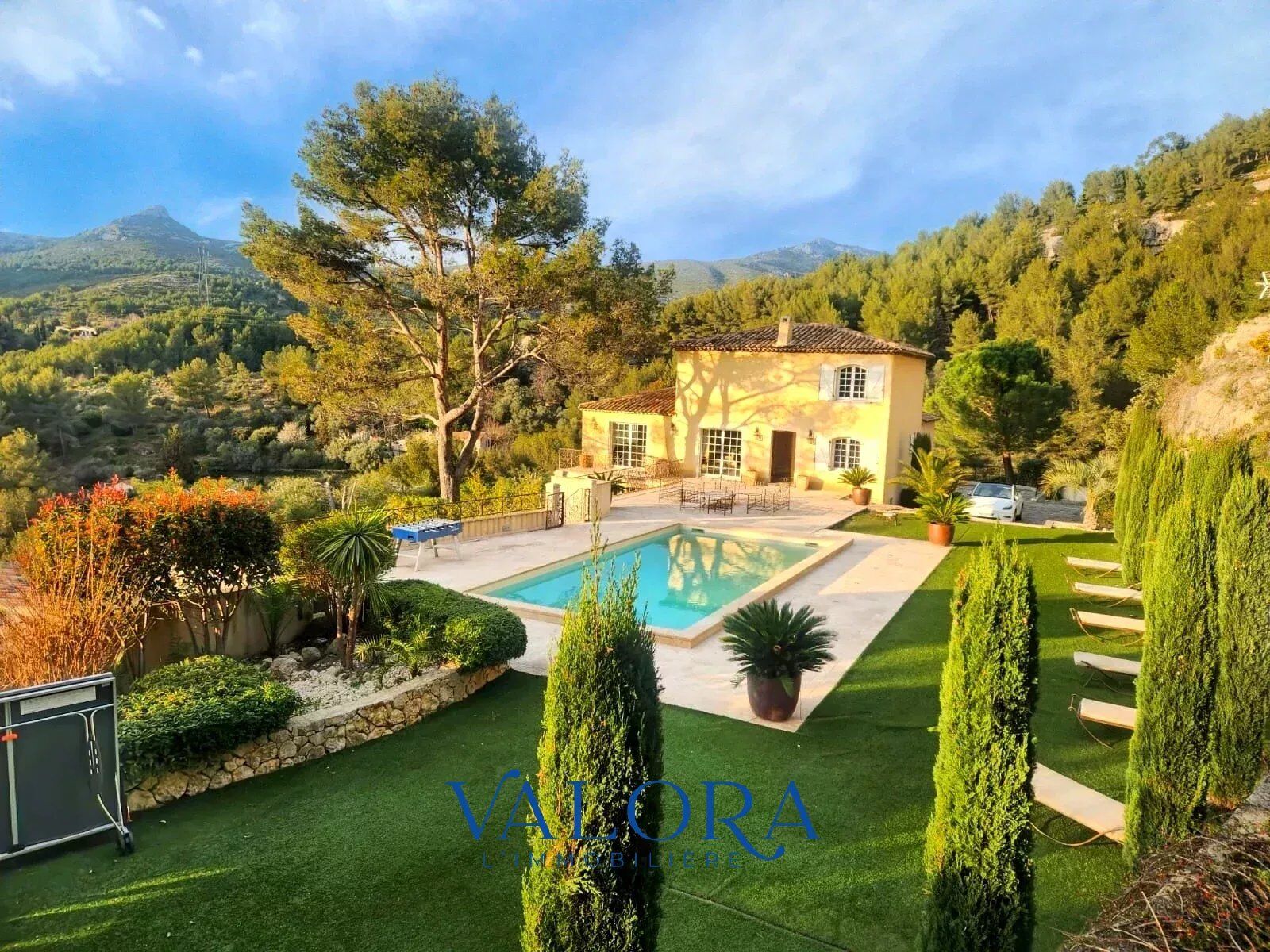 Villa / Maison  T8 à vendre Allauch 13190