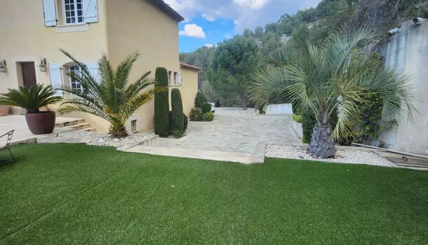 Villa / Maison 8 pièces  à vendre Allauch 13190