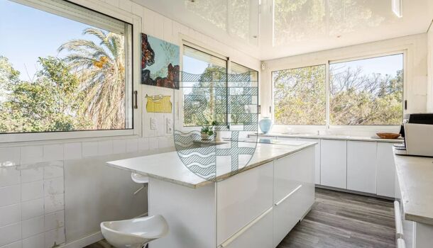 Villa / Maison 9 pièces  à vendre Marseille 12eme 13012