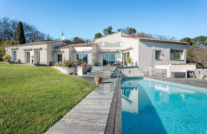 MARSEILLE 12ÈME – VILLA AVEC PISCINE ET TENNIS — photo 2