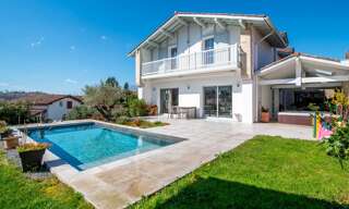 Maison 310 Pièces 310 m² à vendre à Ascain (64310)