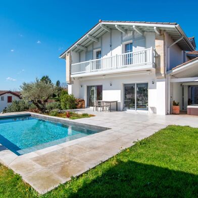 Maison 310 pièces 1420000 €