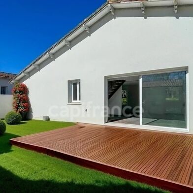 Maison 5 pièces 299000 €