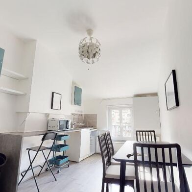 Appartement 2 pièces 405 €