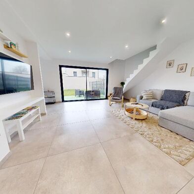 Appartement 4 pièces 1450 €