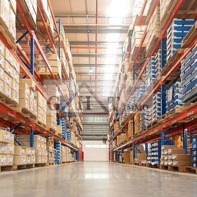 Local industriel  24557 €