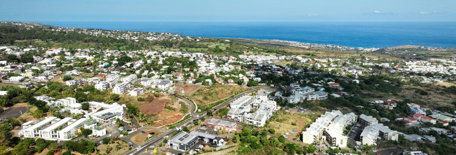 Bureau  744 m² à louer à Saint-Paul (97460)