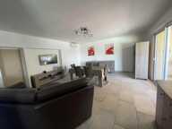 VILLA INDIVIDUELLE DE PLAIN PIED 5 PIECES 3 CHAMBRES 470m² DE PARCELLE AVEC PISCINE — photo 4