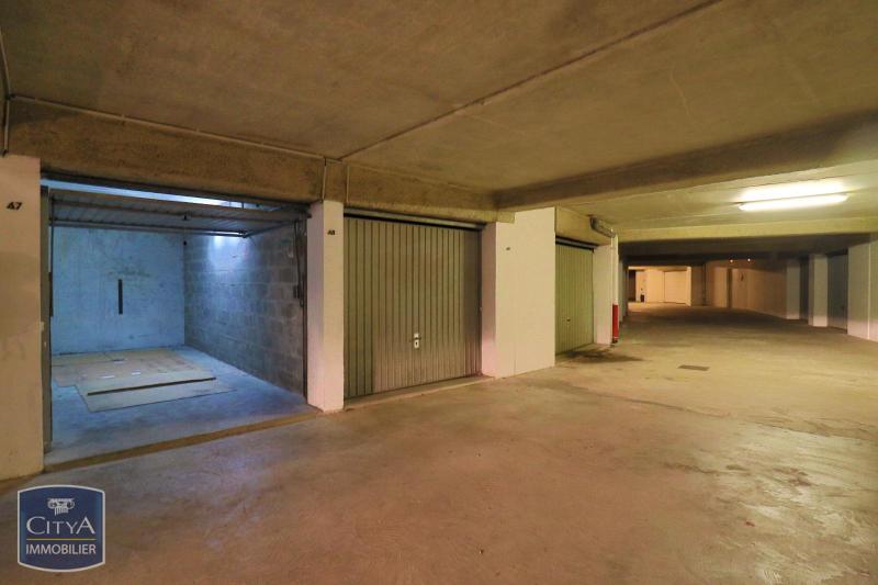 Parking  à louer Royan 17200