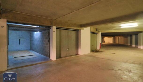 Parking  à louer Royan 17200