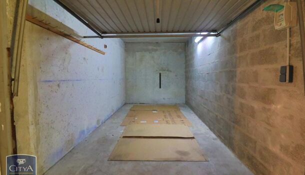 Parking  à louer Royan 17200