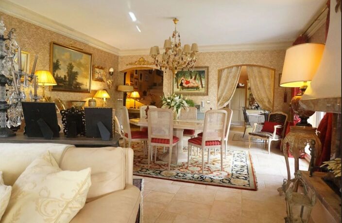 PROCHE PERPIGNAN : SPLENDIDE VILLA D'ARCHITECTE SUR PARCELLE PAYSAGÉE — photo 5