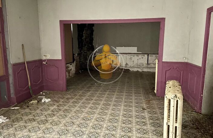 Maison à renover à LA FERE — photo 3