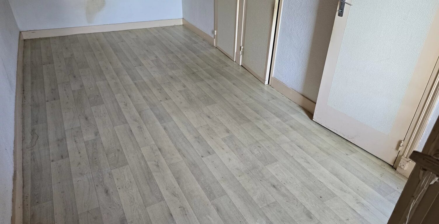 DOUBLE MAISON DE BOURG AVEC PETIT EXTERIEUR — photo 1