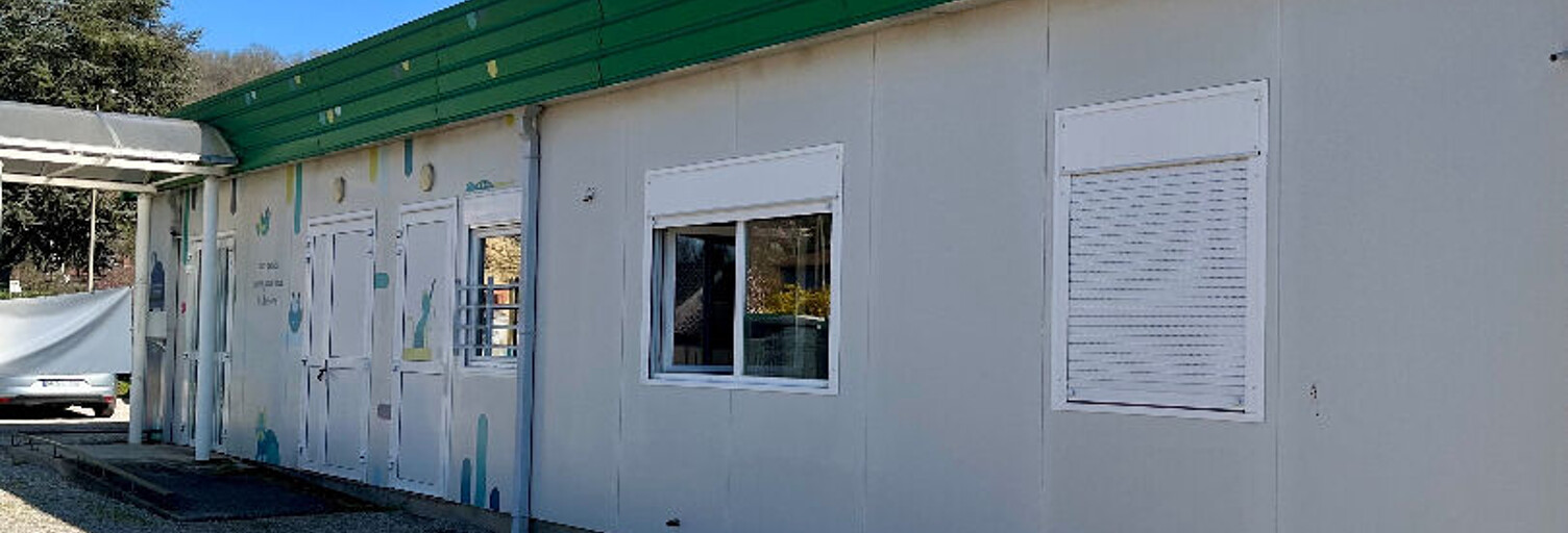 Commerce 2 Pièces 171 m² à vendre à La Boisse (01120)