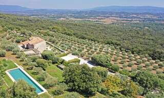 Maison 9 Pièces 270 m² à vendre à Gordes (84220)