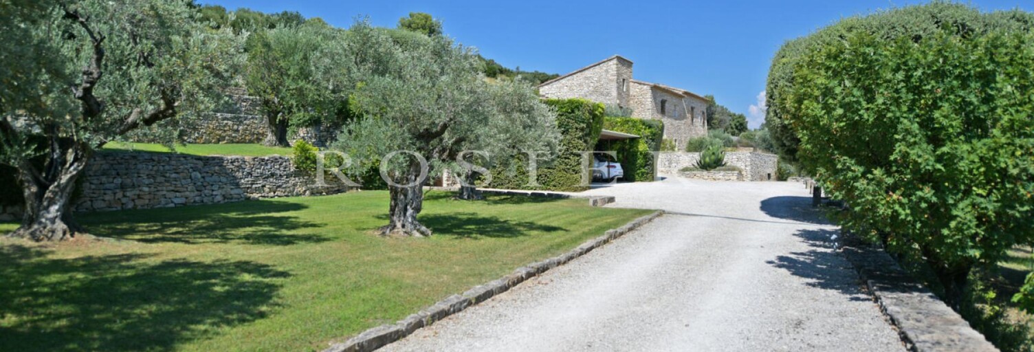 Maison 9 Pièces 270 m² à vendre à Gordes (84220)