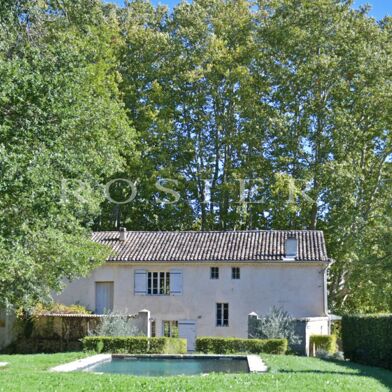 Maison 20 pièces 2395000 €