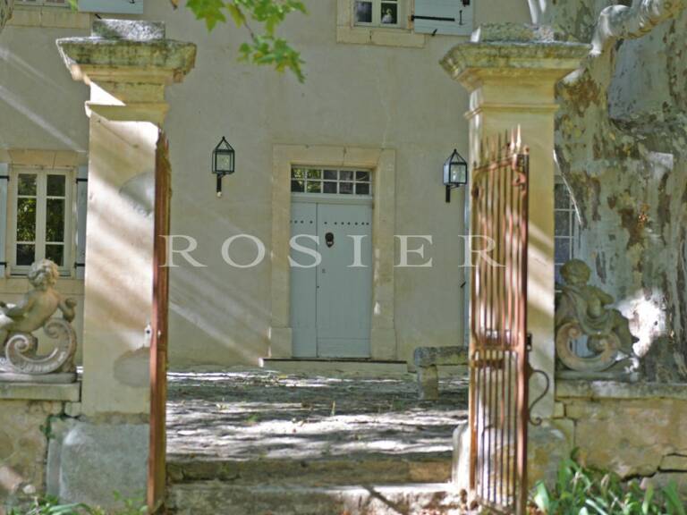 Elégante bastide provençale avec son parc arboré à proximité des — photo 1