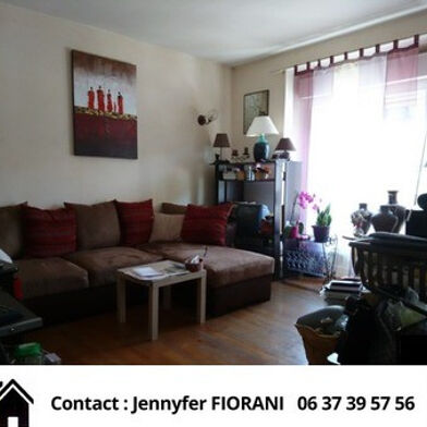 Appartement 3 pièces 437 €