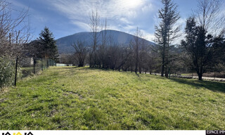 Terrain  664 m² à vendre à La Salle-en-Beaumont (38350)