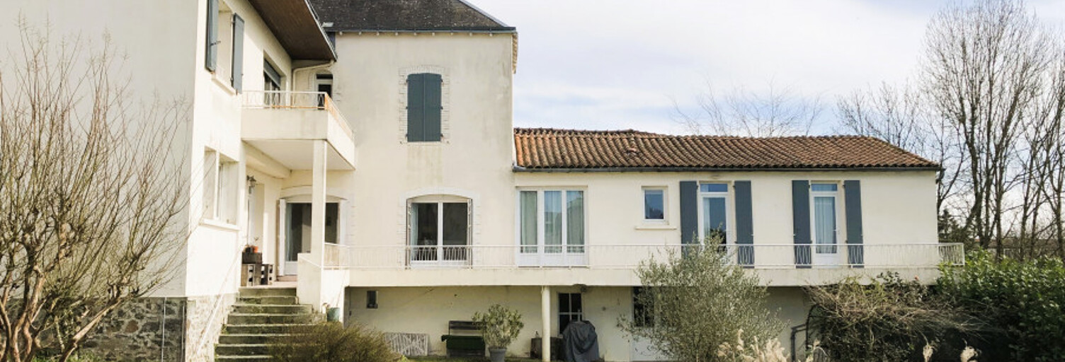 Maison 12 Pièces 230 m² à vendre à Pouzauges (85700)