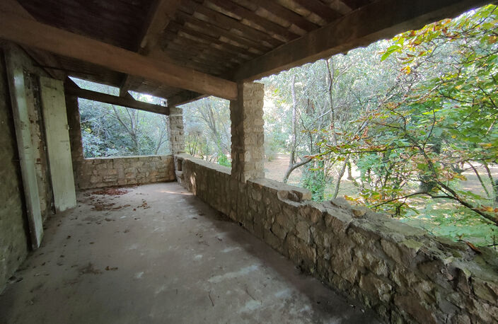 PROPRIETE AVEC MAISON EN PIERRES AVEC GRAND TERRAIN SUR VALLON P — photo 2